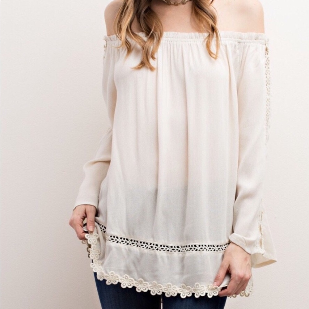 NWT! Cold Shoulder Cream Colored Top